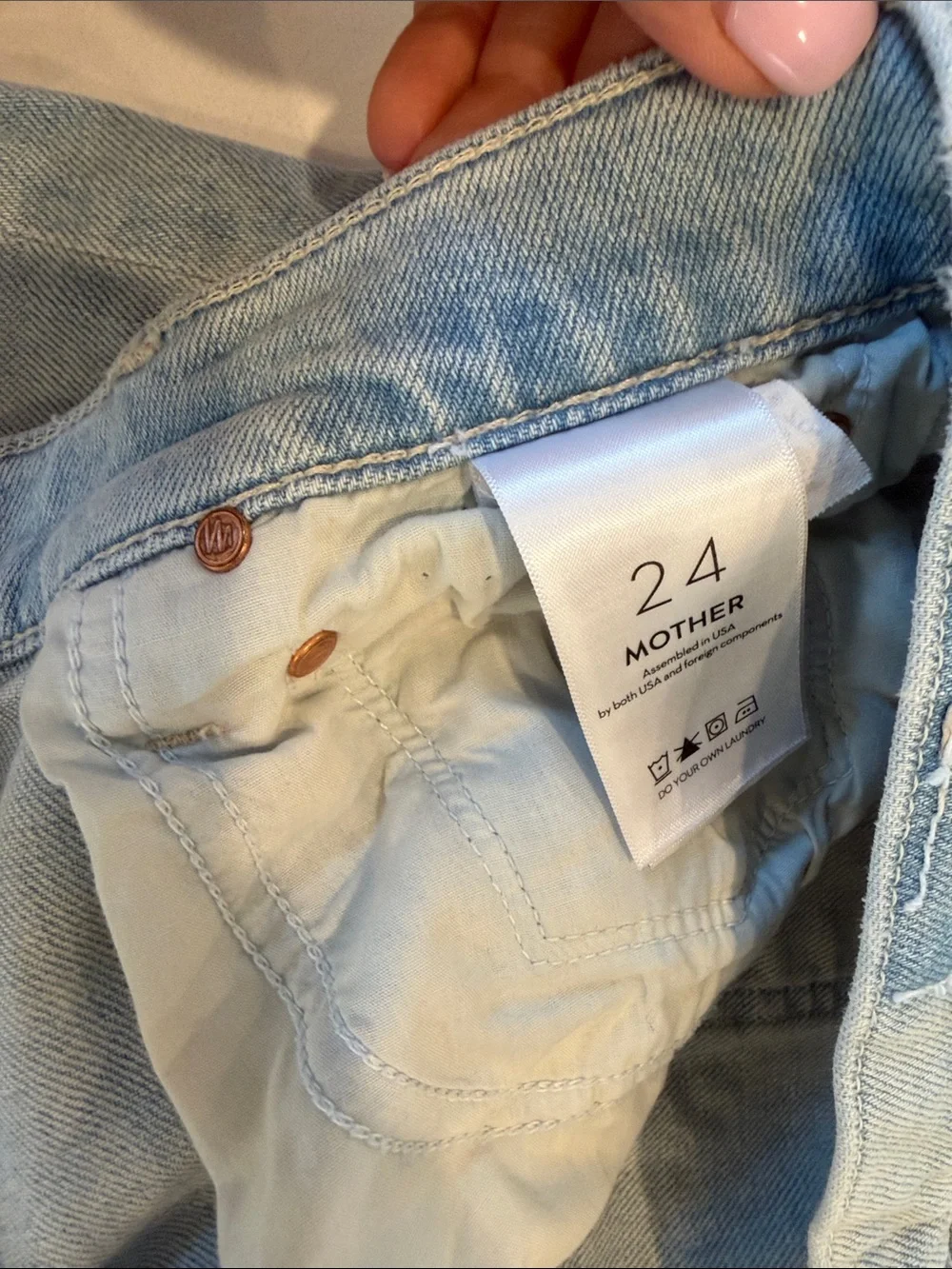 Mother button fly The Scrapper Cuff Ankle Fray Jeans